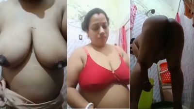 Bangla xx video of a milf stripping and fingering pussy